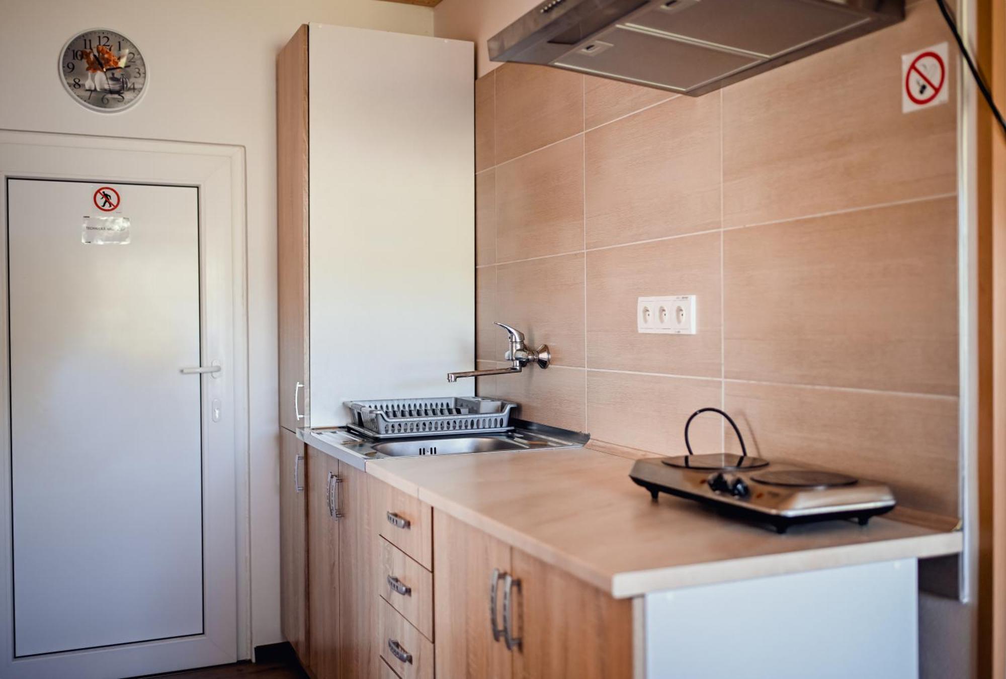 Apartman Pod Zalym Benecko Luaran gambar